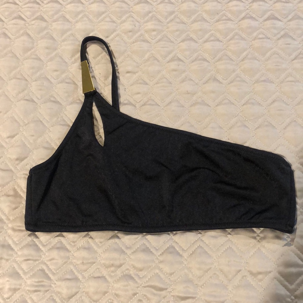 Victoria’s Secret one shoulder swim top w/cut out